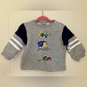 Super cute vintage Sweater